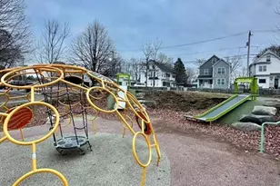 363 Hildreth, Lowell, MA 01850 - Photo 14