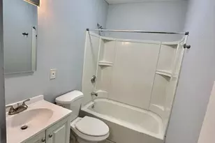 363 Hildreth, Lowell, MA 01850 - Photo 4