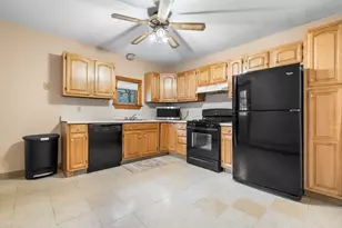 5 Central Ave, Haverhill, MA 01835 - Photo 12