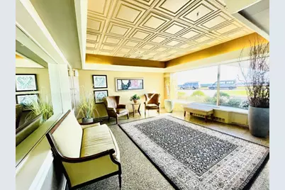 300 Lynn Shore Dr #408, Lynn, MA 01902 - Photo 18