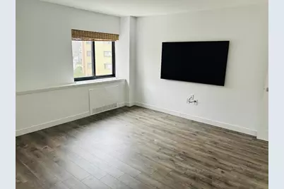 300 Lynn Shore Dr #408, Lynn, MA 01902 - Photo 10