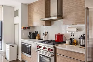 14 W Broadway St, Boston, MA 02127 - Photo 2