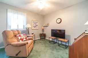 172 Beekman Dr, Agawam, MA 01001 - Photo 22