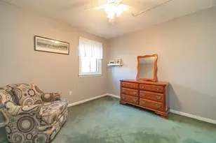 172 Beekman Dr, Agawam, MA 01001 - Photo 26