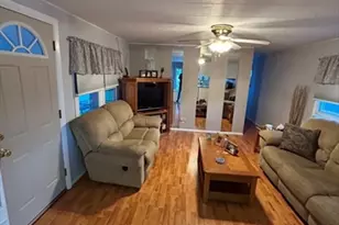 100 Phelps St, Marlborough, MA 01752 - Photo 2