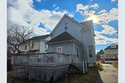 21 Clifford St, Springfield, MA 01109 - Photo 2