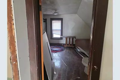 21 Clifford St, Springfield, MA 01109 - Photo 8