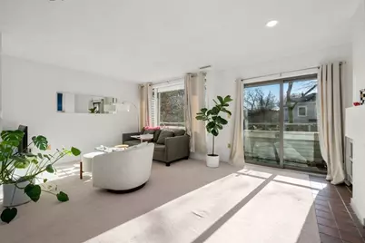 9-17 Baldwin St #15C, Newton, MA 02458 - Photo 10