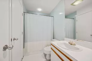 9-17 Baldwin St, Newton, MA 02458 - Photo 22