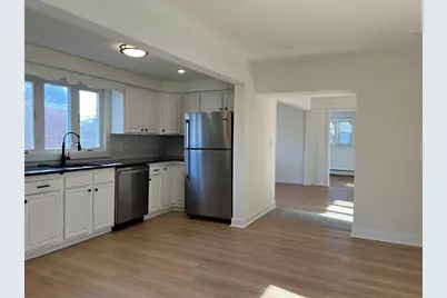 262 Nevada St #A, Newton, MA 02460 - Photo 4