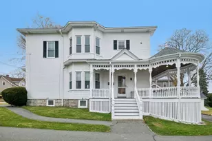 2396 Riverside Ave, Somerset, MA 02726 - Photo 10