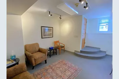 1075 Washington St, Newton, MA 02465 - Photo 4