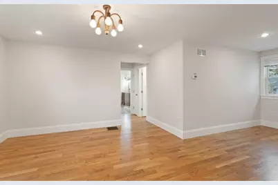 150 Country Club Rd, Newton, MA 02459 - Photo 14