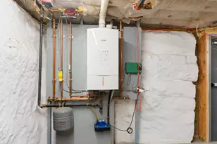 381 Summer St, Fitchburg, MA 01420 - Photo 26