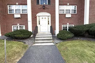 29 Arlington Rd, Woburn, MA 01801 - Photo 1