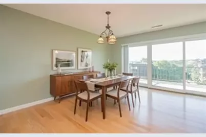 1006 Paradise Rd #PHO, Swampscott, MA 01907 - Photo 2