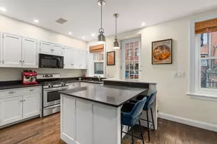 123 Charles St, Boston, MA 02114 - Photo 2