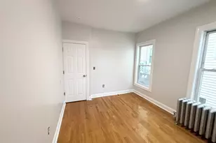 35 Madison St, Malden, MA 02148 - Photo 8