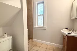 35 Madison St, Malden, MA 02148 - Photo 10