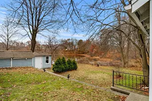 11 Devonshire St, Lawrence, MA 01843 - Photo 32