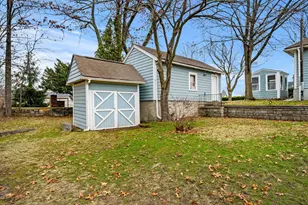 11 Devonshire St, Lawrence, MA 01843 - Photo 30