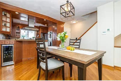 905 Sherwood Forest Ln. #905, Saugus, MA 01906 - Photo 4