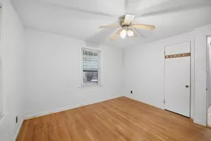 47 Holy Cross St, Springfield, MA 01104 - Photo 18