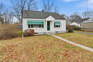 47 Holy Cross St, Springfield, MA 01104 - Photo 1