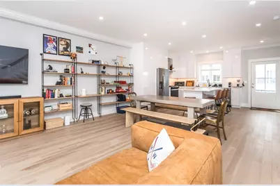 29 Cherry St #2, Waltham, MA 02453 - Photo 6