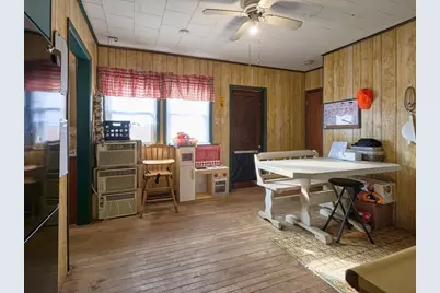 33 East St, Winchendon, MA 01475 - Photo 16