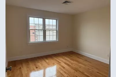 20 Locust Street #202, Medford, MA 02155 - Photo 6