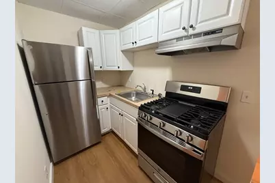 218 Middlesex Avenue #2, Medford, MA 02155 - Photo 1