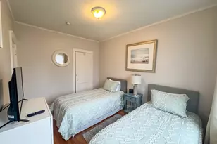 169 Kent St, Brookline, MA 02446 - Photo 6