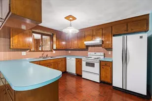 55 Donna Terrace, Taunton, MA 02780 - Photo 12