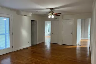 27 Pleasant St, Middleton, MA 01949 - Photo 4