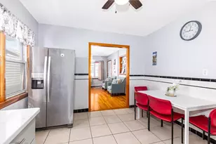 21 Beach Rd, Revere, MA 02151 - Photo 8