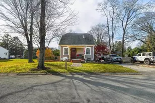 14 Field St, Seekonk, MA 02771 - Photo 4