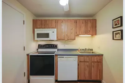 16 Erick Rd #34, Mansfield, MA 02048 - Photo 4