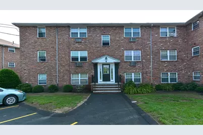 4 Colonial Village Dr #9, Arlington, MA 02474 - Photo 36