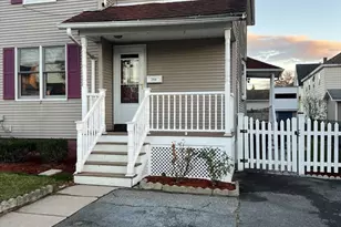 356 East St, Ludlow, MA 01056 - Photo 2