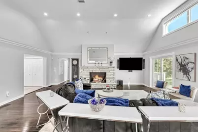 6 Strathmore Rd, Dartmouth, MA 02747 - Photo 8