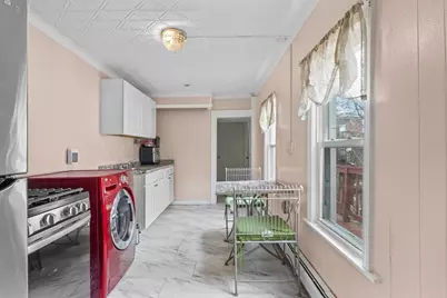 32 Orchard St, Lawrence, MA 01840 - Photo 10