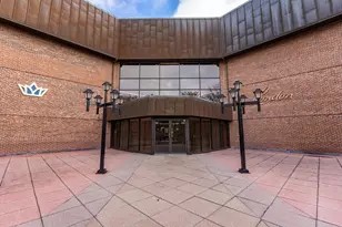 404 Paradise Rd, Swampscott, MA 01907 - Photo 4