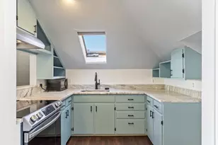 35 Middle St, Gloucester, MA 01930 - Photo 12