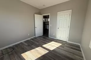 357 Howard St, Lawrence, MA 01841 - Photo 12