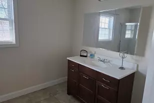 176 Oak Grove Ave, Fall River, MA 02723 - Photo 6