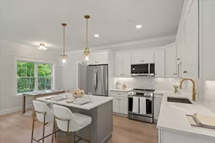 64 Uncas Ave Ext, Franklin, MA 02038 - Photo 12