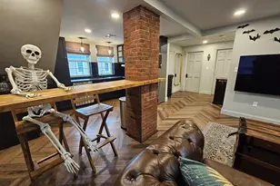 55 Buffum St, Salem, MA 01970 - Photo 2