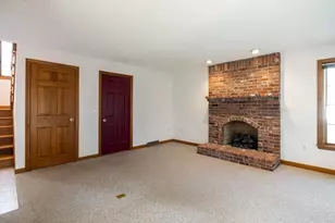 161 Wild Flower Cir, Westfield, MA 01085 - Photo 16