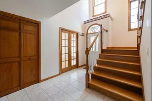 161 Wild Flower Cir, Westfield, MA 01085 - Photo 4